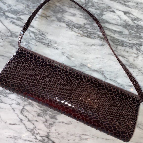 La Regale Faux Snake Skin Bag - Picture 14 of 17